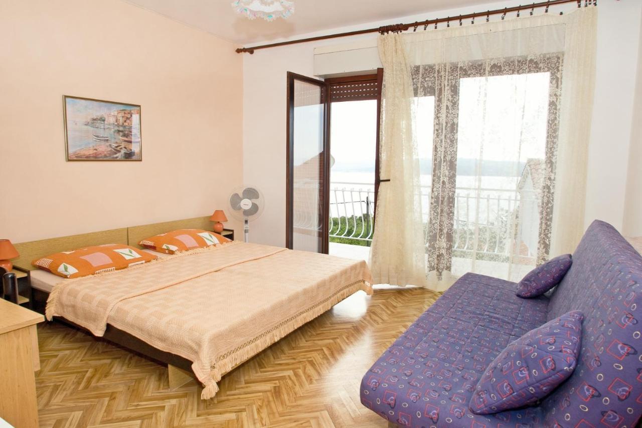 Apartments With A Parking Space Dramalj, Crikvenica - 5576 Exteriör bild